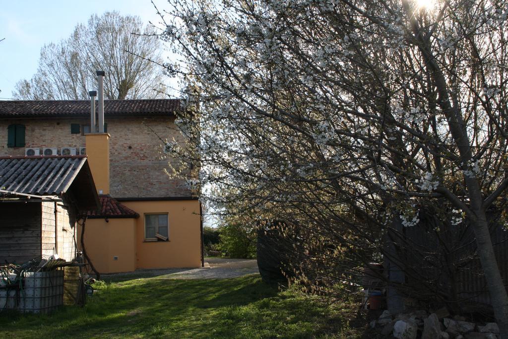 I Guardiani Bed & Breakfast Carlino Eksteriør bilde