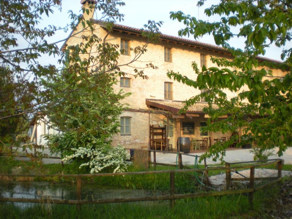 I Guardiani Bed & Breakfast Carlino Eksteriør bilde